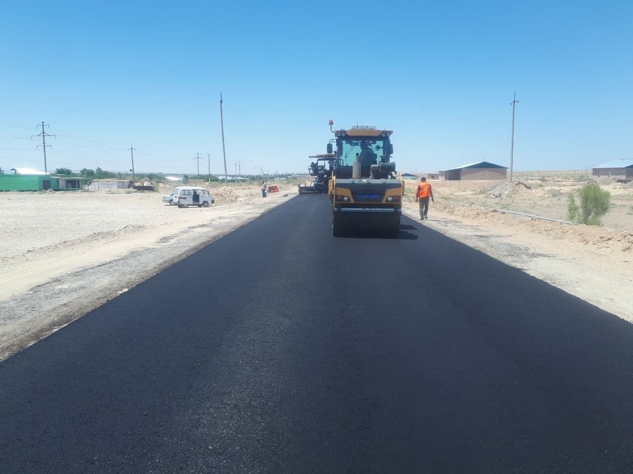 Хоразм вилояти  Тупроққалъа туман йўлларда  жорий таъмирлаш ишлари жараёнидан фото лавҳалар.